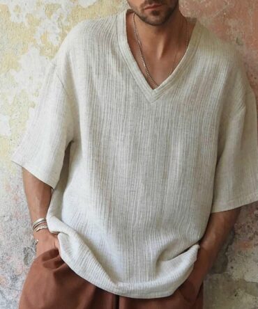 Men's Textured V-Neck Short Sleeve Shirt